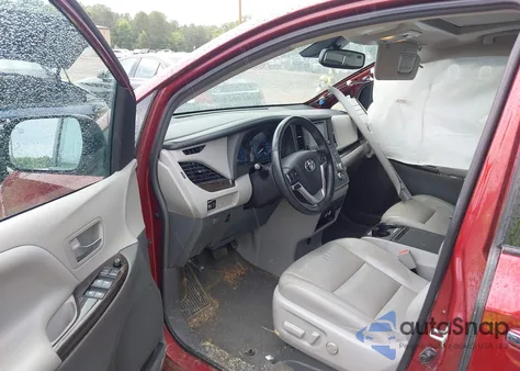 2018 Toyota Sienna Xle 8 Passenger from USA, damaged, VIN 5TDYZ3DC9JS928080